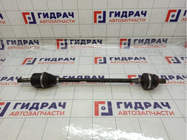 Привод задний правый Geely Tugella 8890491533