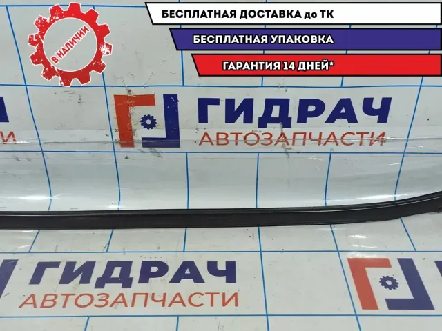 Молдинг лобового стекла левый Great Wall Hover 5206011K00.