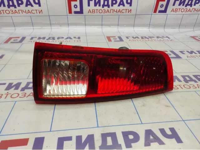 Фонарь задний на крыло верхний левый Great Wall Hover H3 4133110K00. Дефект.