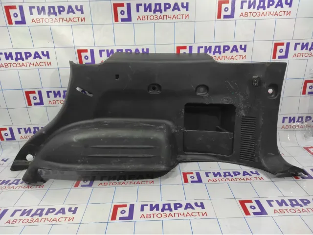 Обшивка багажника правая Great Wall Hover H3 5402660K00. Дефект.