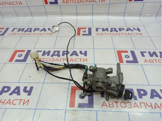 Замок зажигания Great Wall Hover H3 3704312K00.