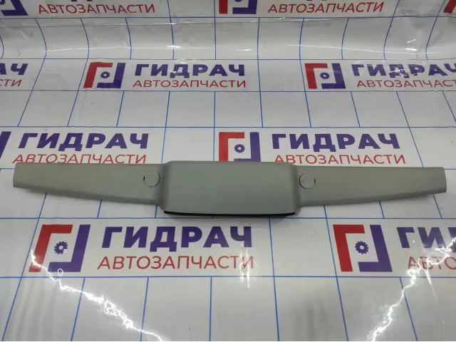 Обшивка двери багажника верхняя центральная Great Wall Hover H3 6302300K00.