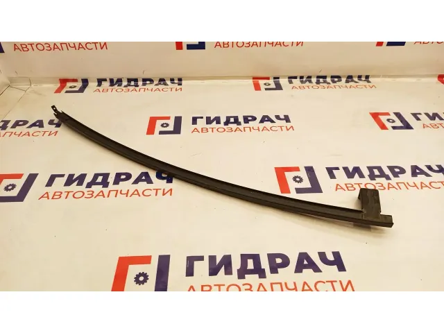 Направляющая стекла двери задняя левая Great Wall Hover H5 6201150K00.