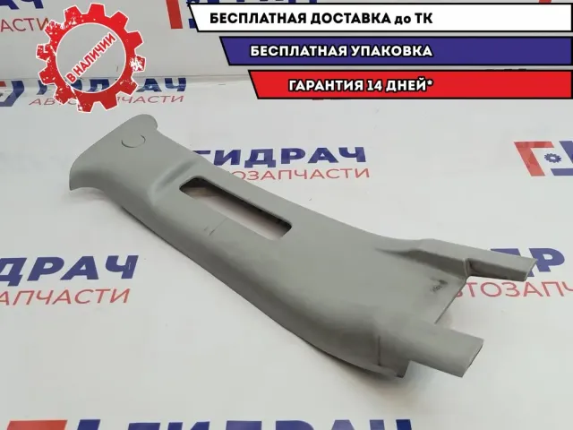 Обшивка стойки правая задняя Great Wall Hover H5 5402420K00. Царапины.