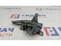 Замок капота Great Wall Hover H5 8402500K80.