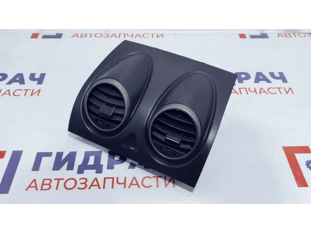 Накладка торпедо центральная Great Wall Hover H5 5306201K80. С дефлекторами.