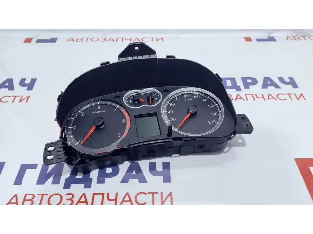 Панель приборов Great Wall Hover H5 3820200K84. Дефекты. На запчасти.