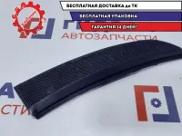 Накладка стекла правая вертикальная Great Wall Hover H5 5403016K00B1. Дефект креплений.