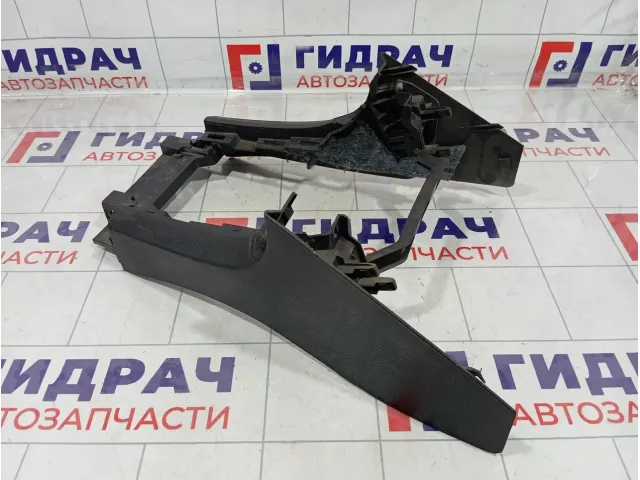 Консоль центральная Great Wall Hover H5 5305100K800089