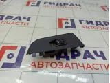 Кнопка стеклоподъемника заднего левого Great Wall Hover H5 3746700K800089