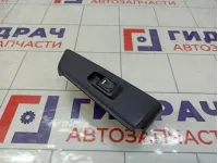 Кнопка стеклоподъемника заднего правого Great Wall Hover H5 3746800K800089