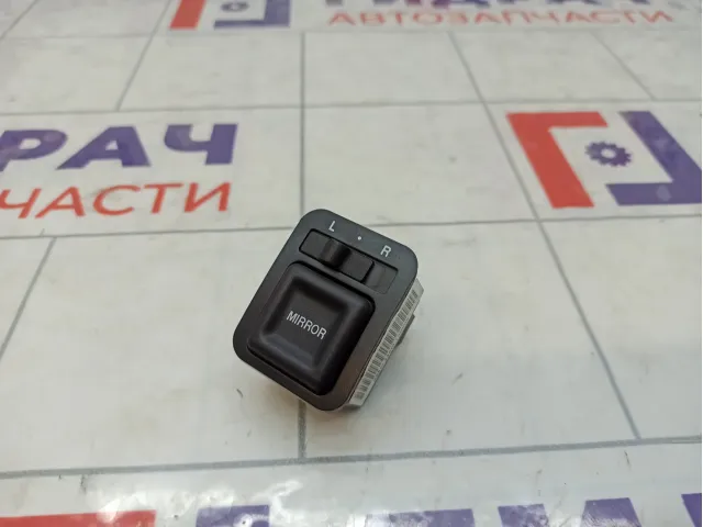 Кнопка регулировки зеркал Great Wall Hover H5 3782100K800089