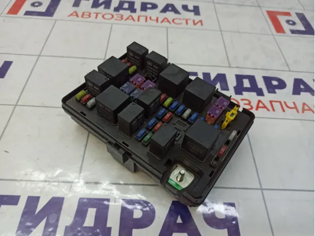 Блок предохранителей Great Wall Hover H5 3722220AK80XA