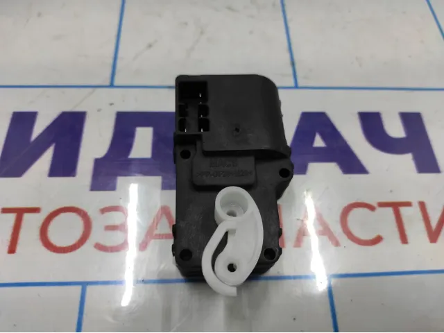 Моторчик заслонки отопителя Great Wall Hover H5 8101400K00.