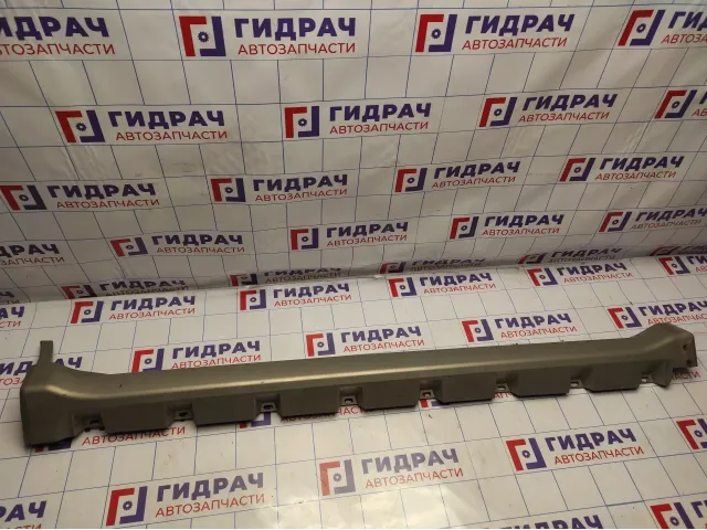Накладка на порог (наружная) правая Great Wall Hover H5 5173104K06N. Царапина.