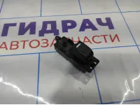 Кнопка стеклоподъемника заднего правого Great Wall Hover H5 3746800K800089.