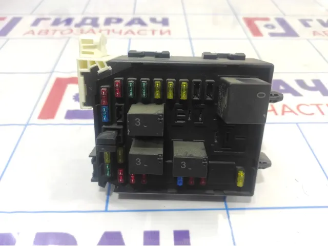 Блок предохранителей салонный Great Wall Hover H5 3722110K80.