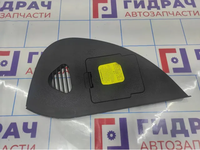 Накладка торпедо левая Great Wall Hover H5 5306071K800089. Дефекты.