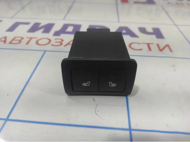 Кнопка обогрева сидений Great Wall Hover H5 3759100K800089.