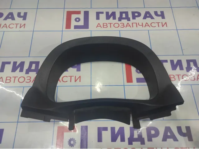 Накладка панели приборов Great Wall Hover H5 5306061K80. Дефект. Сломано крепление.