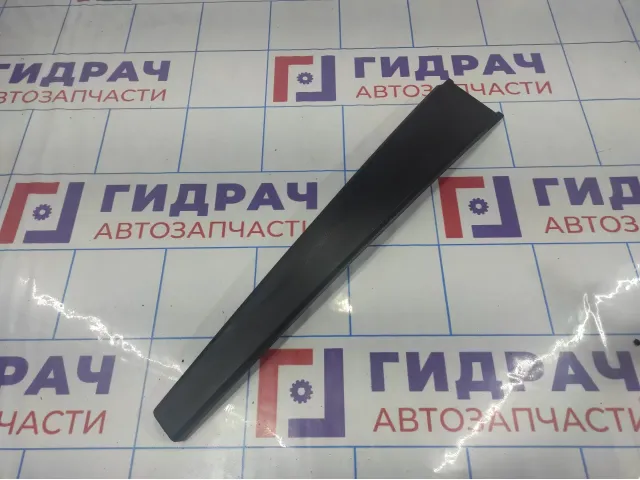 Накладка стойки правой Great Wall Hover H5 5508120K00. Дефект. Сломано крепление.