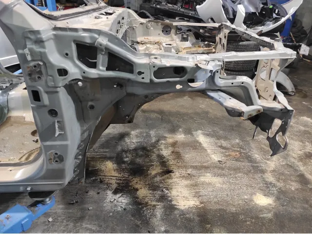 Лонжерон передний правый Great Wall Hover H5 . Дефект.