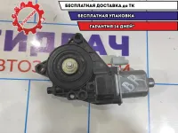 Моторчик стеклоподъемника задний правый Hyndai i30 83460-2R000.
