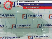 Стекло двери передней правой Hyndai i30 82421-2R010.