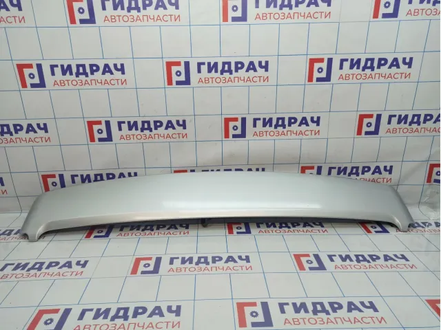 Спойлер багажника Hyundai Grand Starex (TQ) 87211-4H010.