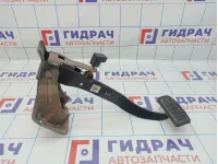 Педаль тормоза Hyundai Grand Starex (TQ) 32810-4H250.