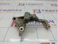 Кронштейн генератора Hyundai Grand Starex (TQ) 37472-4A011.