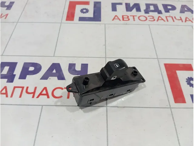 Кнопка стеклоподъемника Haval F7 3746600XKZ1DA