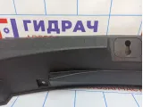 Обшивка багажника на заднюю панель Haval F7x 2