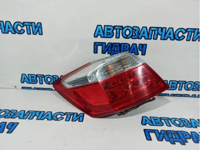 Фонарь задний наружный левый Honda Accord 33550T2AA01.