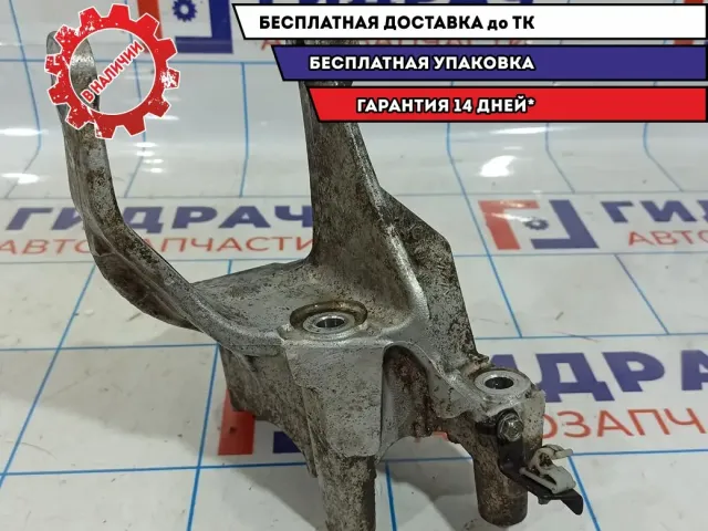 Кронштейн двигателя Honda Accord 8 50610-TA2-H00.