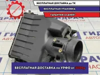 Корпус воздушного фильтра Honda Accord 8 17202-R60-U00. Сломано крепление.