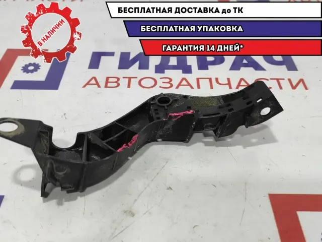 Направляющая заднего бампера правая Honda Accord 8 71505-TL0-G01. Дефект.