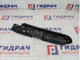 Накладка кнопки стеклоподъемника переднего правого Honda CR-V 83502SWWG01ZA