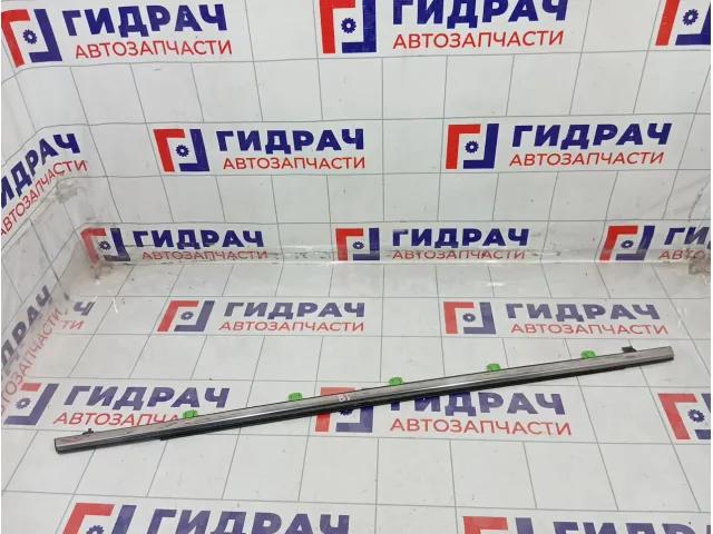 Накладка стекла заднего левого Honda CR-V 72950SWAA01