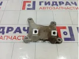 Кронштейн двигателя Honda CR-V 50690SWCE00