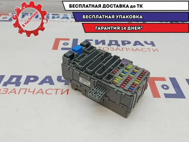 Блок предохранителей Honda Civic 5D . Салонный. Дефект.