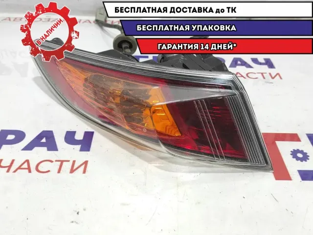 Фонарь задний наружный левый Honda Civic 5D 33551-SMG-E04.