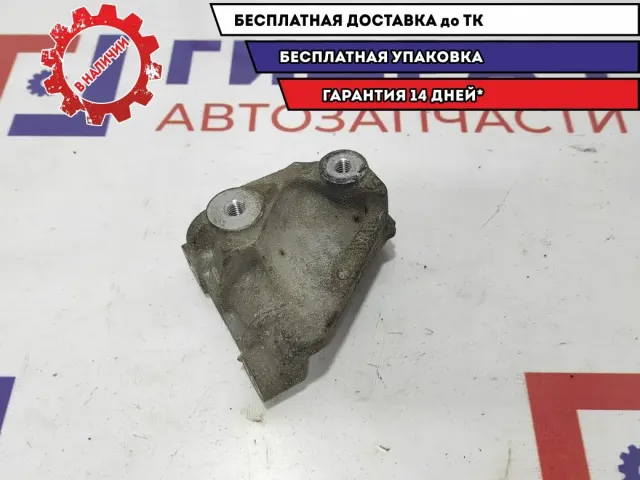 Кронштейн генератора Honda Civic 5D 31114-RNA-A00.