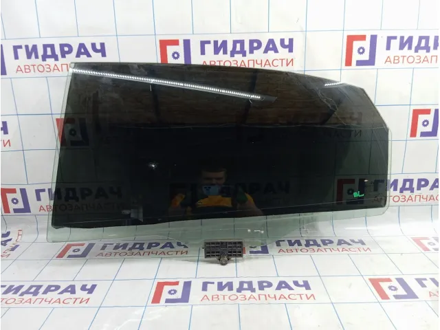 Стекло двери задней левой Hyundai Equus (VI) 83410-3N020