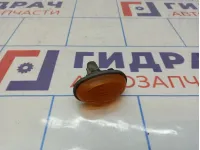 Повторитель на крыло желтый Hyundai Accent (LC) 92303-25000