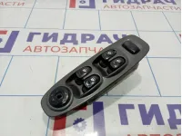 Блок управления стеклоподъемниками Hyundai Accent (LC) 9357025000YN