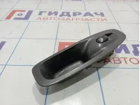 Кнопка стеклоподъемника передняя правая Hyundai Accent (LC) 9358025000YN
