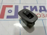 Кнопка стеклоподъемника задняя Hyundai Accent (LC) 9358025010YN