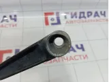 Поводок стеклоочистителя передний правый Hyundai Accent (LC) 98320-25000