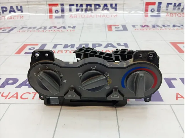Блок управления отопителем (печкой) Hyundai Accent 9725025210
